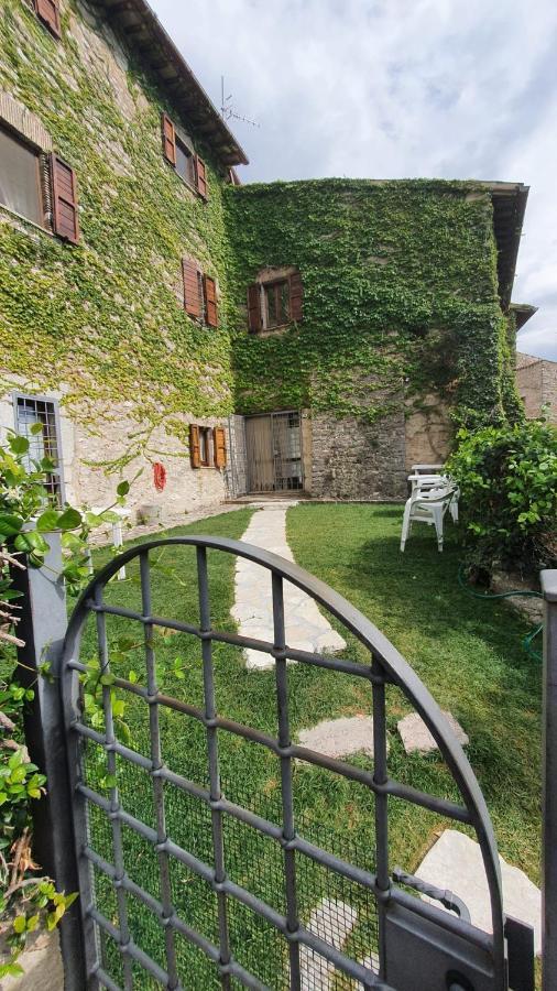 Il Borgo Di Cornillo Villa Meggiano Exterior photo